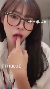 เย็ดสดหีเปียกแฉะ ควยใหญ่ซอยหีเด้าตูดกระแทกยับ แตกในคาหีไทย