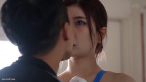 นักศึกษาหญิงญี่ปุ่นหุ่นเซ็กซี่ โดนควยใหญ่ยัดหีเย็ดสดไม่ยั้ง แตกในคาหีมิดลำ