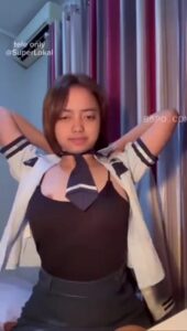 สาวม.ปลายหน้าเด็กซอยหีเนียนโชว์สดในห้องนอน แตกน้ำเงี่ยนกระจาย