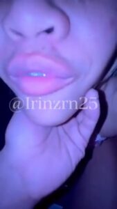 คลิปหลุด Onlyfans Irinzrn25 เย็ดสดกับแฟน 18+ สาวตัวเล็กนมเด้ง โดนซอยหีแตกในแบบไม่ถอน