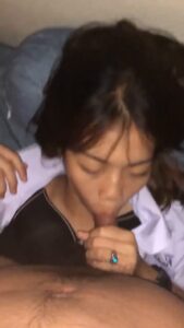นักเรียนมัธยมหุ่นเซ็กซี่ โดนแฟนจับเย็ดสดในห้องนอน ซอยหีแรงๆ แตกในคาหี